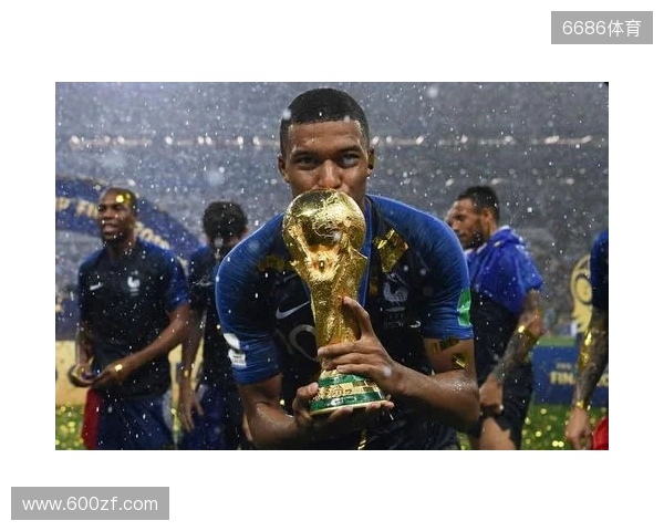 懂球帝2025年10月足坛MVP:姆巴佩蝉联! 懂球帝2025年10月足坛MVP:姆巴佩蝉联!